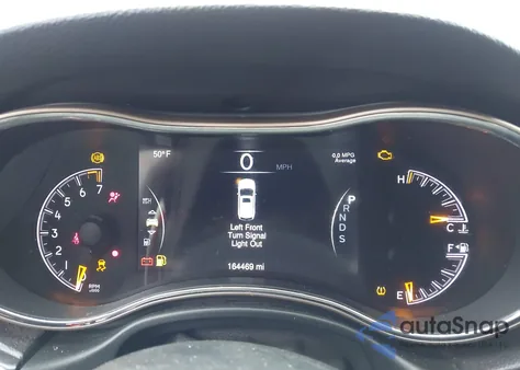 2014 Jeep Grand Cherokee Laredo z USA, uszkodzony, nr VIN 1C4RJFAG2EC331932